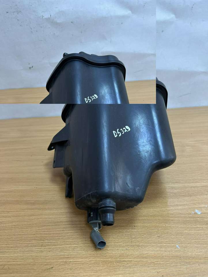 BMW X5 E70 (2006 - 2013)  13177552546 Расширительный бачок охлаждающей жидкости