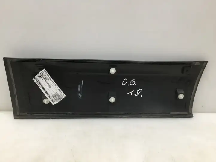 Nissan Qashqai (2006 - 2010) 82870JD00A Молдинги задней двери — фото 2