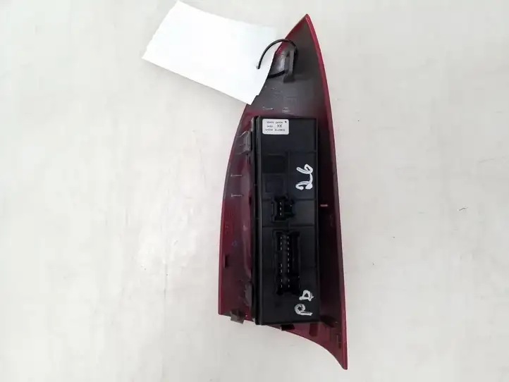 Nissan Juke I F15 (2010 - 2018) 254011KK0A Блок кнопок стеклоподъемников — фото 2