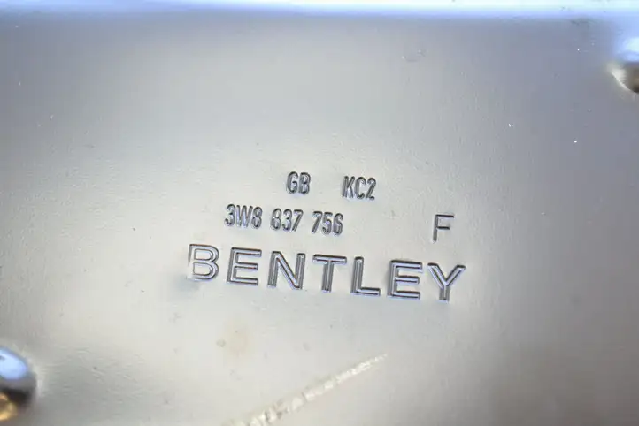 Bentley Continental (2003 - 2017) 3W8837756F Другая часть кузова — фото 3