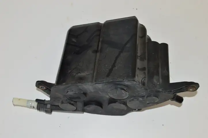 Bentley Continental (2003 - 2017) 3D0201801F Прочие детали моторного отсека — фото 3