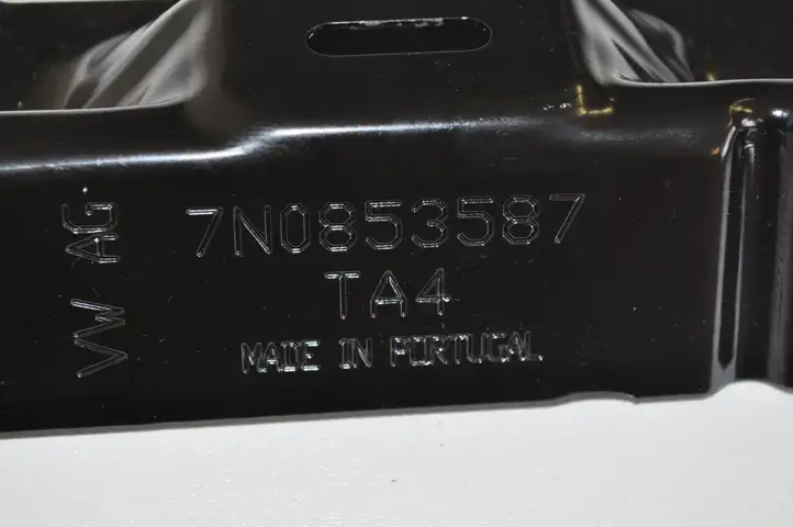 Volkswagen Sharan (2010 - 2015) 7N0853587 Другая часть кузова — фото 3