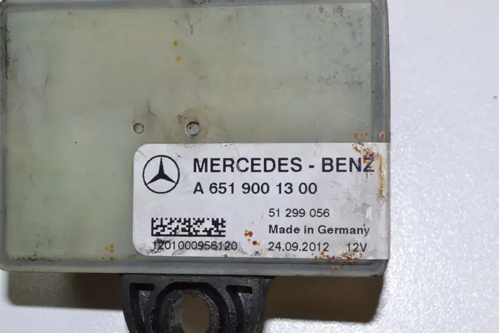 Mercedes-Benz Sprinter W906 (2006 - 2018) A6519001300 Реле накала свечей — фото 4