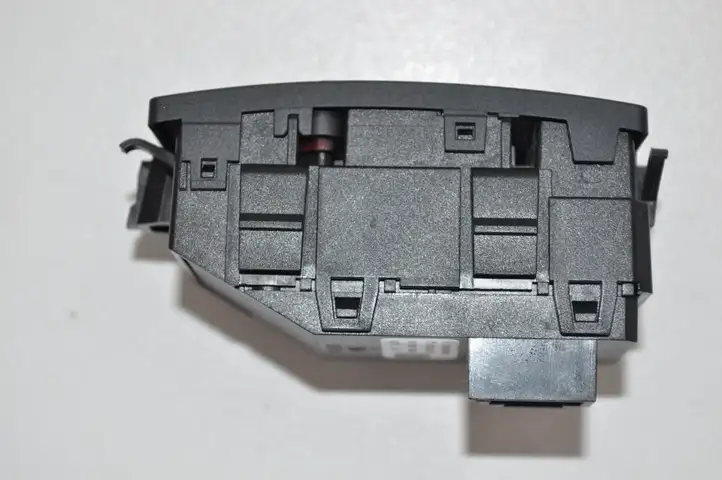 Mercedes-Benz E W212 (2009 - 2016) A2129052600 Блок кнопок на панели — фото 3