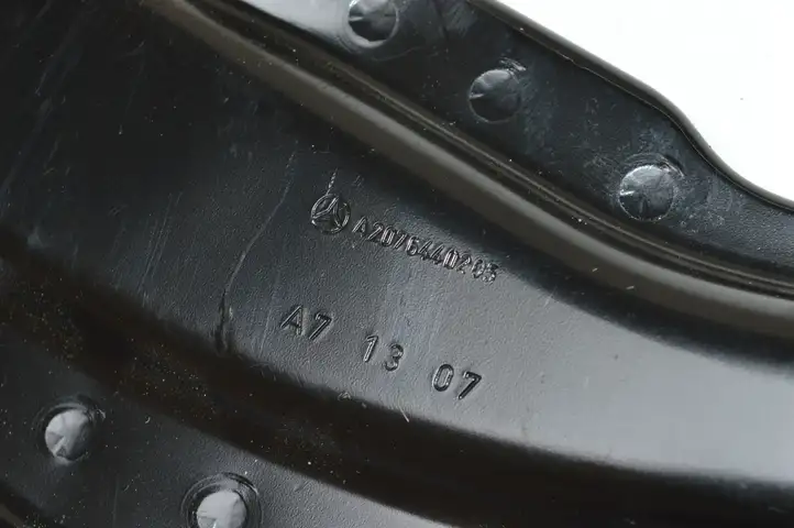 Mercedes-Benz E A207 (2010 - 2017) A2076440205 Другая часть кузова — фото 3