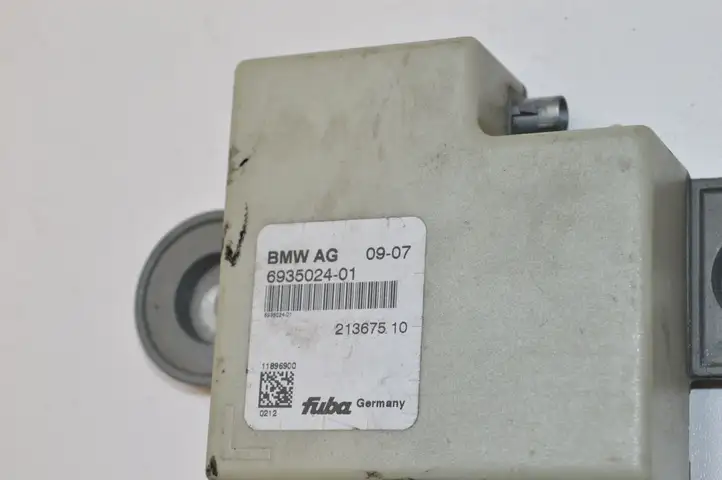 BMW 3 E92 E93 (2005 - 2014) 6935024 Усилитель антенны — фото 3