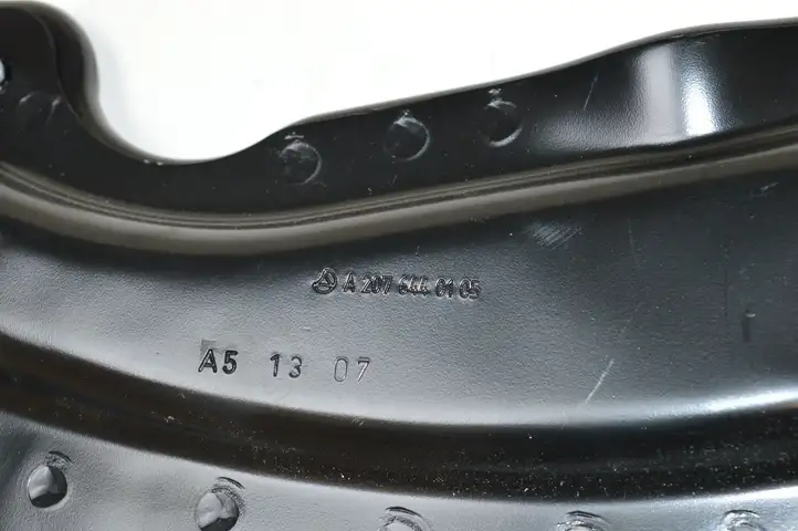 Mercedes-Benz E A207 (2010 - 2017) A2076440105 Другая часть кузова — фото 2