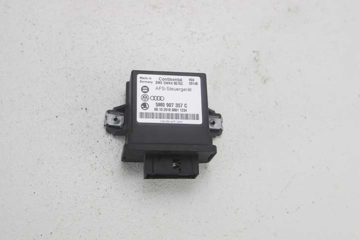 Volkswagen Tiguan (2007 - 2011)  5M0907357C Модуль фонарей