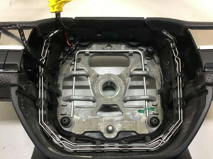 Citroen DS7 Crossback (2017 - )  98186253ZD Руль