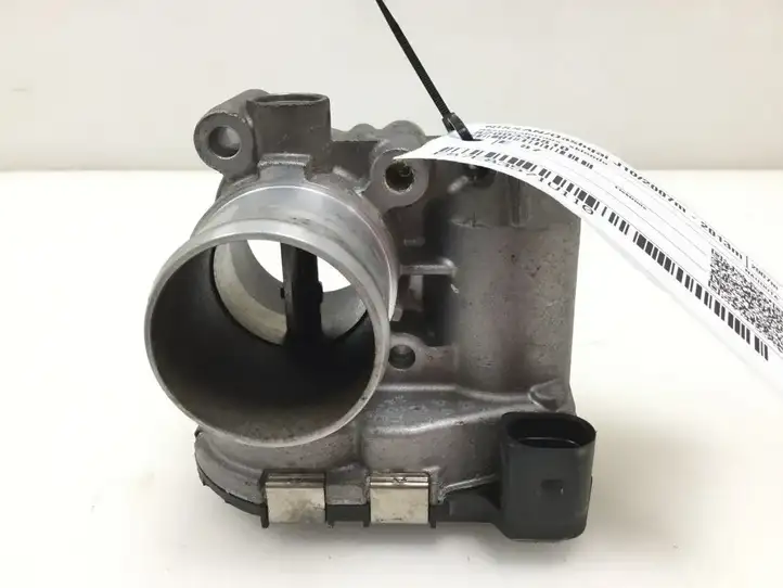 Nissan Qashqai (2006 - 2010) 8200330810 Дроссельная заслонка — фото 1