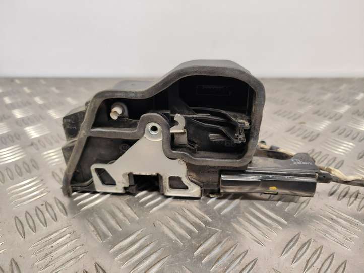 BMW 7 F01 F02 F03 F04 (2008 - 2016)  4151309800 Передняя звукоизоляция