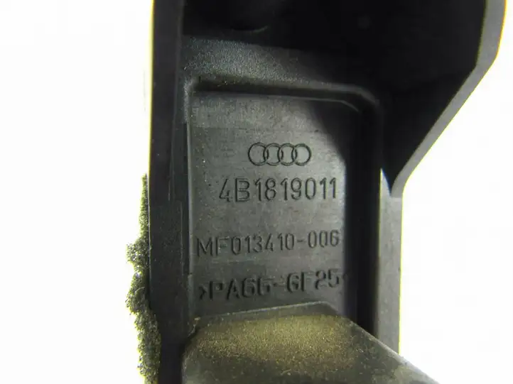 Audi A6 S6 C5 4B (1997 - 2001) Электрический отопитель салона — фото 1