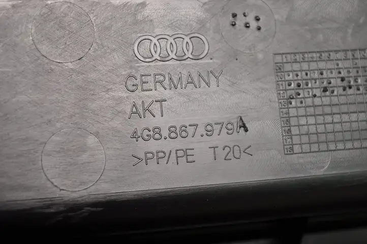 Audi A7 S7 4G (2010 - 2014) 4G8867979A Обшивка багажника — фото 7