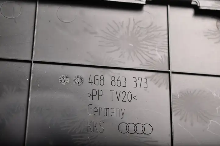 Audi A7 S7 4G (2014 - 2018) 4G8863373 Прочие детали салона — фото 6