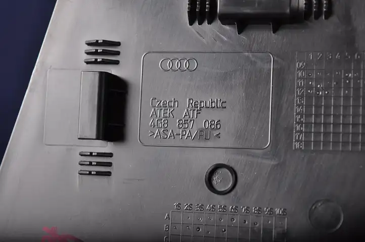 Audi A7 S7 4G (2014 - 2018) 4G8857085 Прочие детали салона — фото 6
