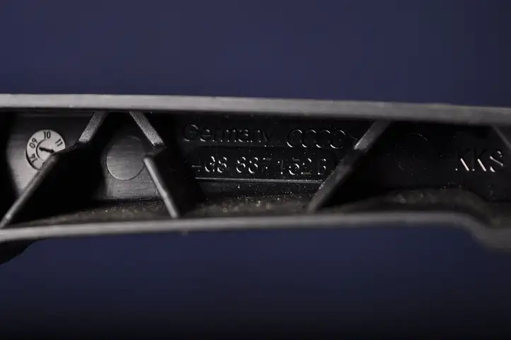Audi A7 S7 4G (2014 - 2018) 4G8839152B Другая часть кузова — фото 5