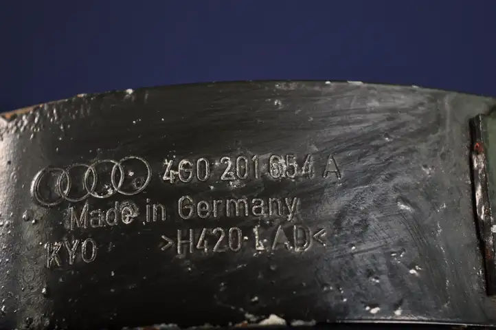 Audi A7 S7 4G (2014 - 2018) 4G0201654A Другая часть кузова — фото 3