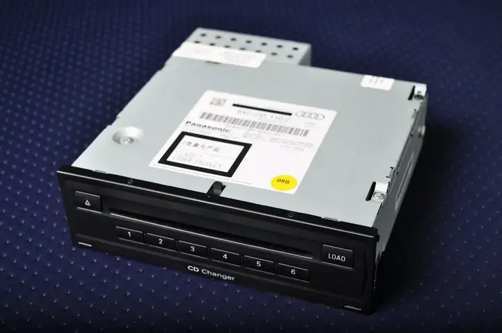 Audi A5 8T 8F (2011 - 2016) 8X0035110C CD/DVD чейнджер — фото 2