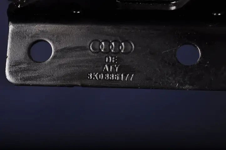 Audi A5 8T 8F (2011 - 2016) 8K0886177 Прочие детали салона — фото 3