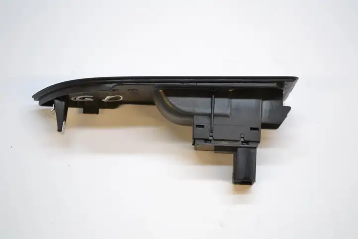 Volkswagen PASSAT CC (2008 - 2012) 3C8867376A Кнопка стеклоподъемников — фото 2