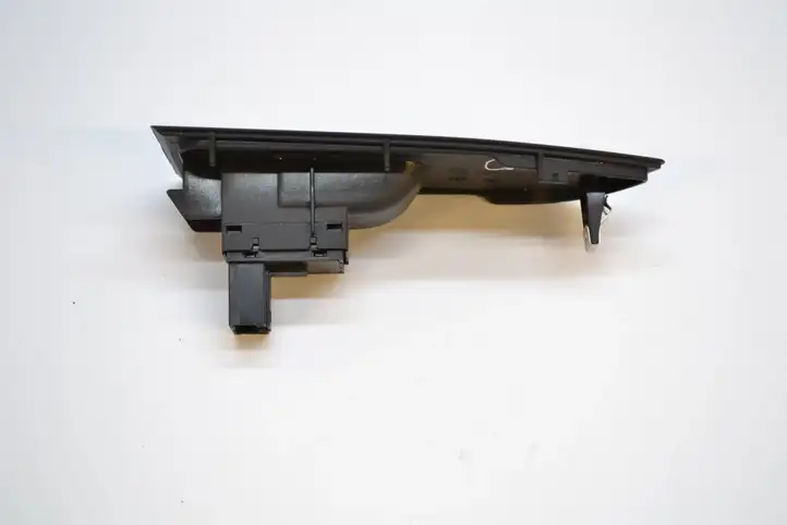 Volkswagen PASSAT CC (2008 - 2012) 3C8867376A Кнопка стеклоподъемников — фото 3