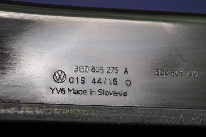 Volkswagen PASSAT B8 (2015 - ) 3G0805275A Другая часть кузова — фото 3