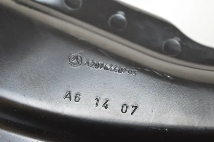 Mercedes-Benz E A207 (2010 - 2017) A2076440205 Другая часть кузова — фото 4