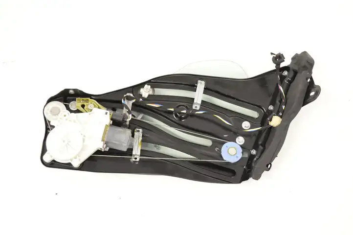 BMW Z4 E89 (2009 - 2017) 7162303 Заднее боковое стекло — фото 2