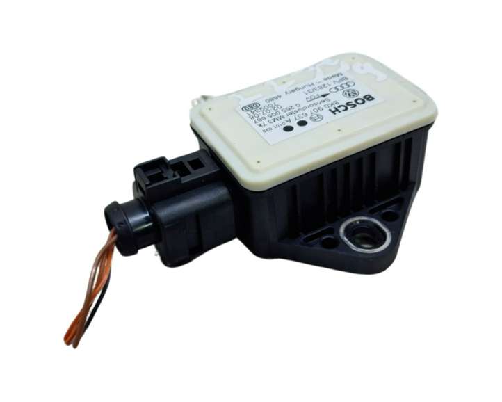 Audi A4 (2007 - 2011)  8K0907637A Датчик ESP (системы стабильности) (датчик курсовой устойчивости))