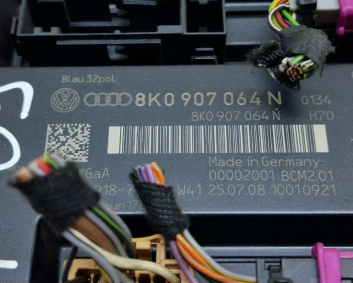 Audi A4 (2007 - 2011)  8K0907064N Mодуль kомфортa