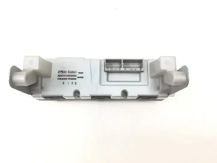 Nissan X-Trail T30 (2001 - 2007) 27500EQ310 Блок управления кондиционером — фото 2