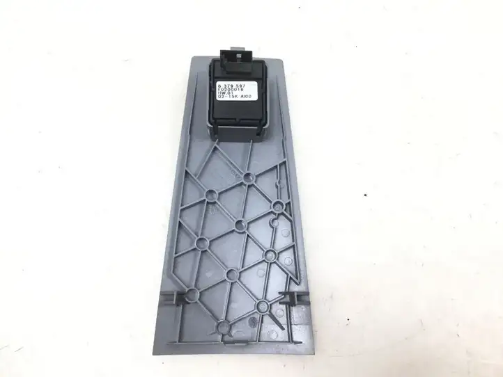 BMW 7 E65 E66 (2001 - 2008) 8379597 Кнопка стеклоподъемников — фото 2