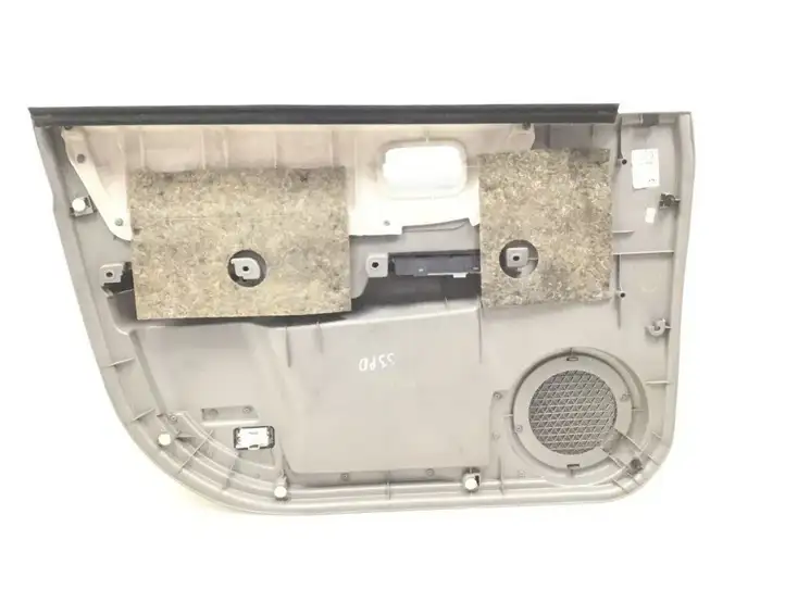 Nissan X-Trail T30 (2001 - 2007) Обшивка передней двери — фото 4