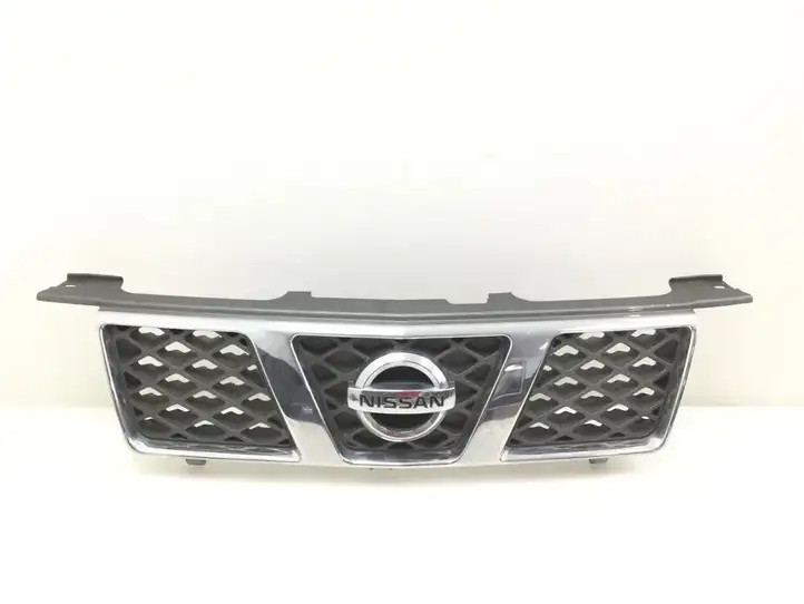 Nissan X-Trail T30 (2001 - 2007) Передняя решетка — фото 1