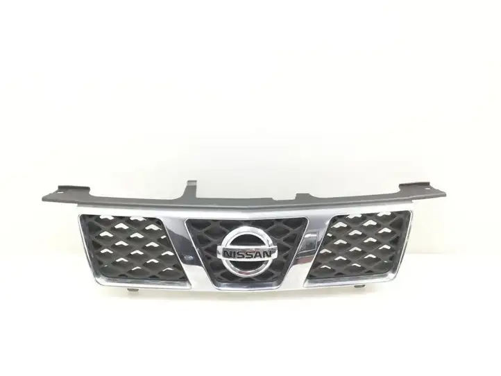 Nissan X-Trail T30 (2001 - 2007) Передняя решетка — фото 1