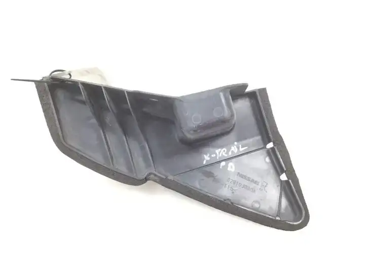 Nissan X-Trail T30 (2001 - 2007) 62810JG80A Дефлектор воздуха — фото 3