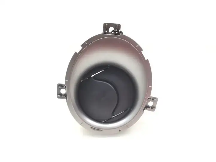 Nissan Juke I F15 (2010 - 2018) 687601KE0A Боковой воздушный дефлектор — фото 2