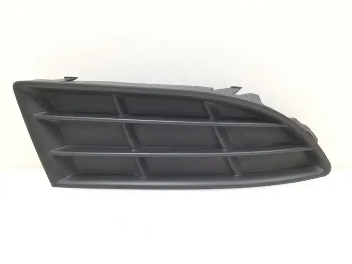 Skoda Fabia Mk2 (5J) (2007 - 2014) 5J0807368A Нижняя решетка переднего бампера — фото 1