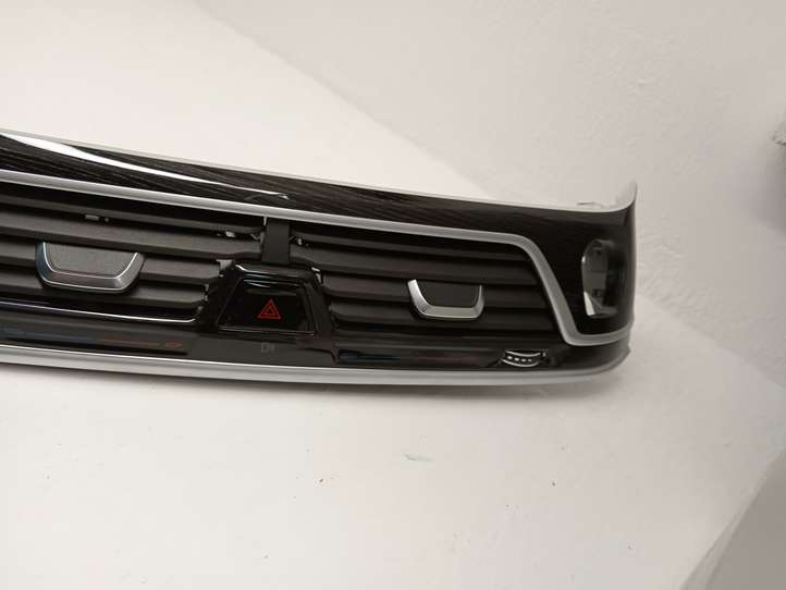 BMW 7 G11 G12 (2015 - 2022)  932995507 Отделка внутренней панели