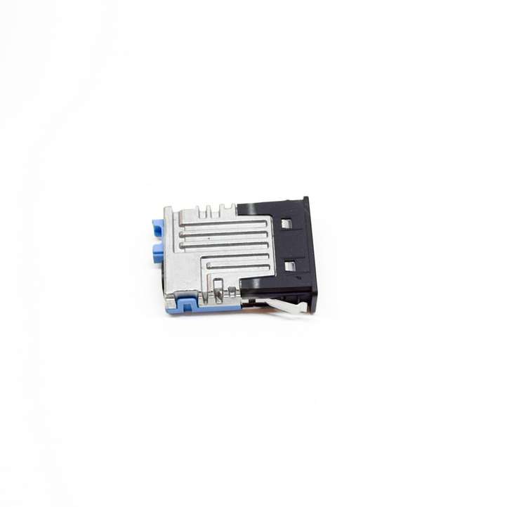 BMW i3 (2013 - )  8711939 Разъем USB
