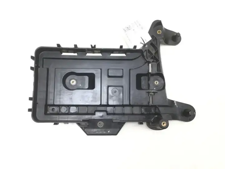 Volkswagen Golf V (2003 - 2009) 1K0915333C Держатель аккумулятора — фото 1