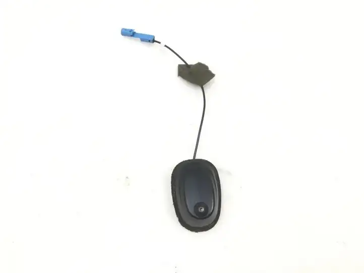 Opel Astra H (2004 - 2009) GPS антенна — фото 1
