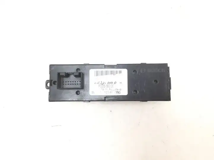 Volkswagen Caddy (2004 - 2010) 1J4959857B Кнопка стеклоподъемников — фото 2