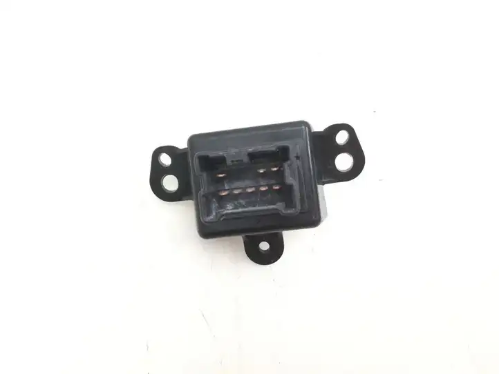 Nissan Almera (2000 - 2006) NILES06016 Включатель аварийных фонарей — фото 2