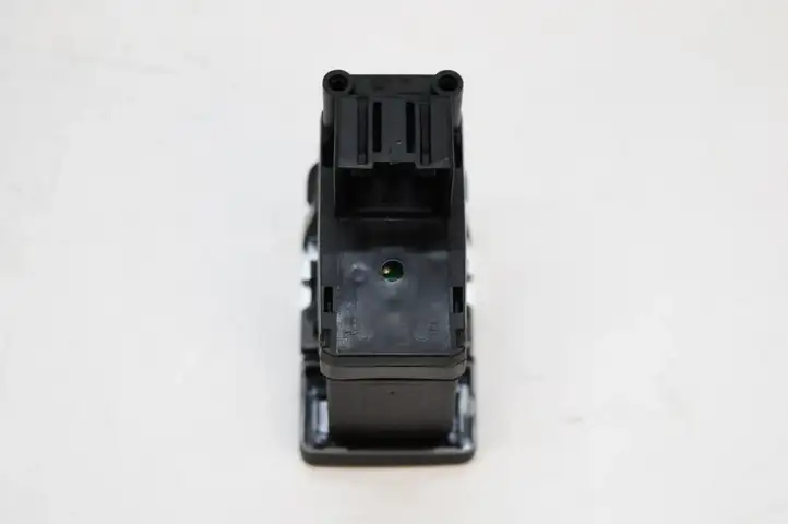 Volkswagen Golf VII (2013 - 2019) 5G0927225D Кнопка ручного тормоза — фото 4