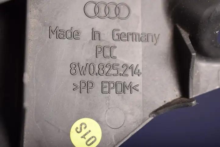 Audi A4 S4 B9 (2015 - 2019) 8W0825214 Другая часть кузова — фото 2