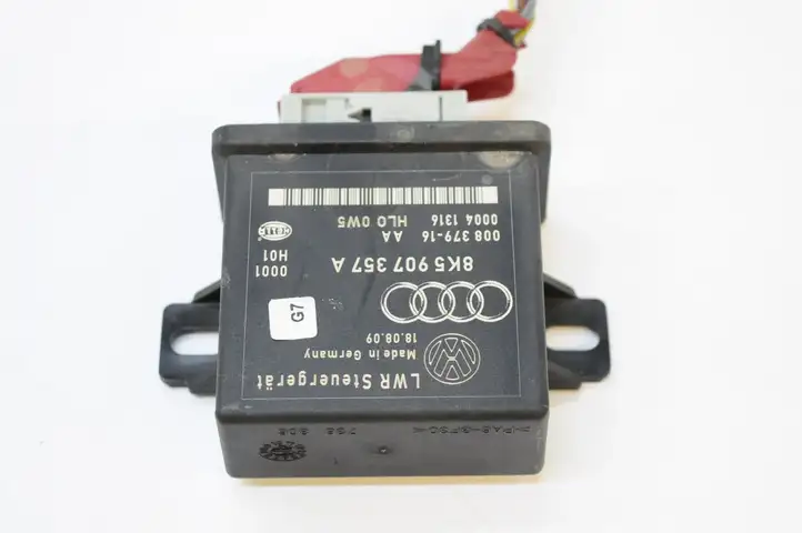 Audi A4 S4 B8 8K (2007 - 2011) 8K5907357A Блок управления светом — фото 3