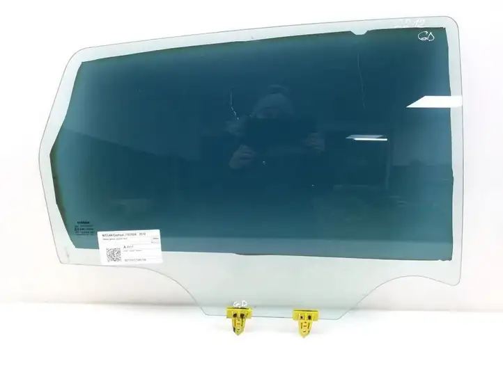 Nissan Qashqai (2006 - 2010) Стекло задней двери — фото 1
