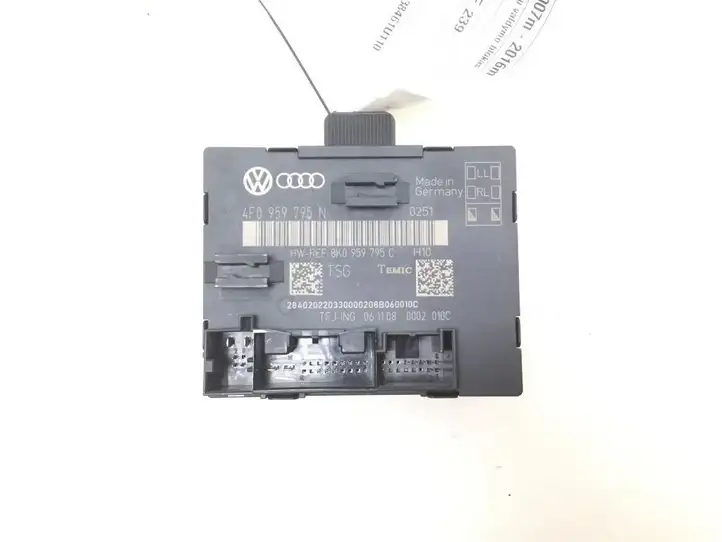 Audi A4 S4 B8 8K (2007 - 2011) 4F0959795N Блок управления дверью — фото 2