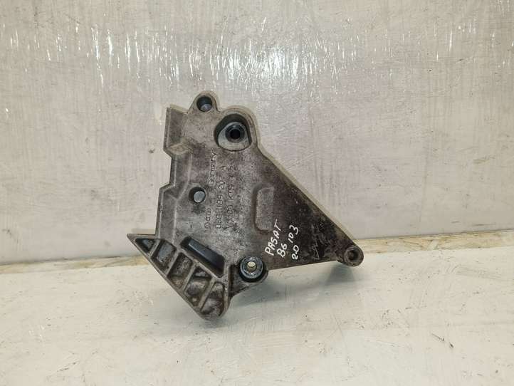Volkswagen PASSAT B6 (2005 - 2010)  03G199207A Кронштейн